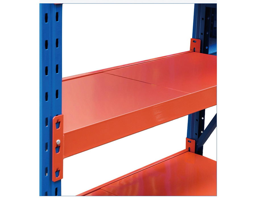 Keskitehoiset pultittomat hyllyt (500-800 kg/kerros)